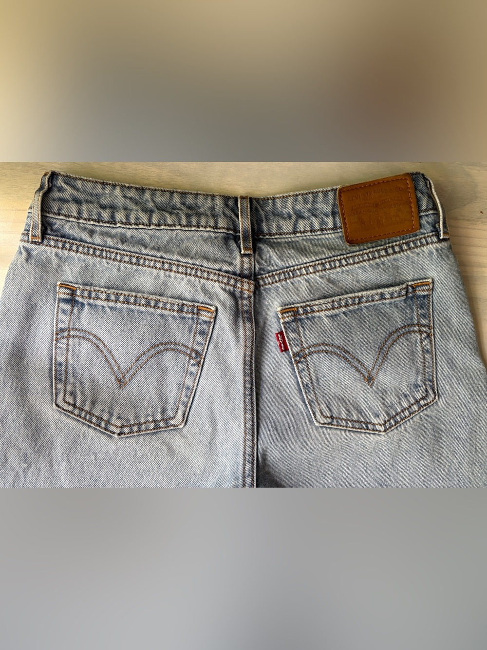 Levi’s Low Loose Straight Leg Jeans Light Wash - Picture 7 of 8